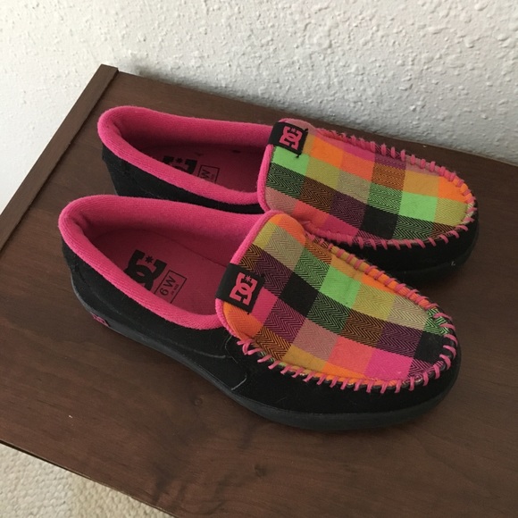 DC Shoes - DC plaid multi color loafers size 6 NWOB